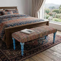 Panca imbottita con gambe blu a righe arcobaleno, 2 posti a sedere