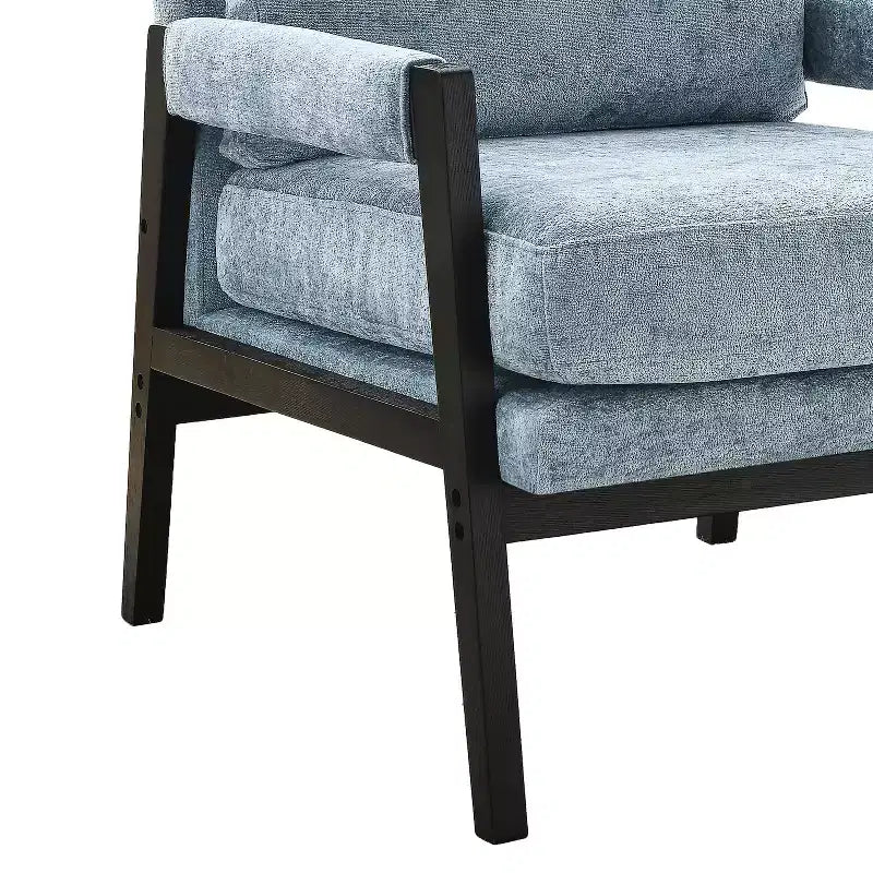 Poltrona accentuata imbottita in ciniglia Kelly di Roundhill Furniture, stile moderno metà secolo