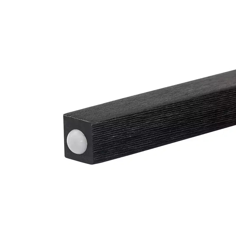 Poltrona accentuata imbottita in ciniglia Kelly di Roundhill Furniture, stile moderno metà secolo